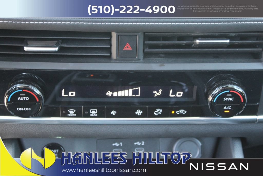 Used 2025 Nissan Rogue SV FWD image 26