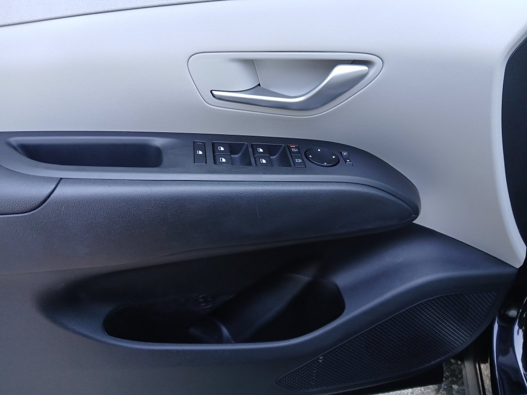 Used 2025 Hyundai Tucson SEL AWD/4WD image 19