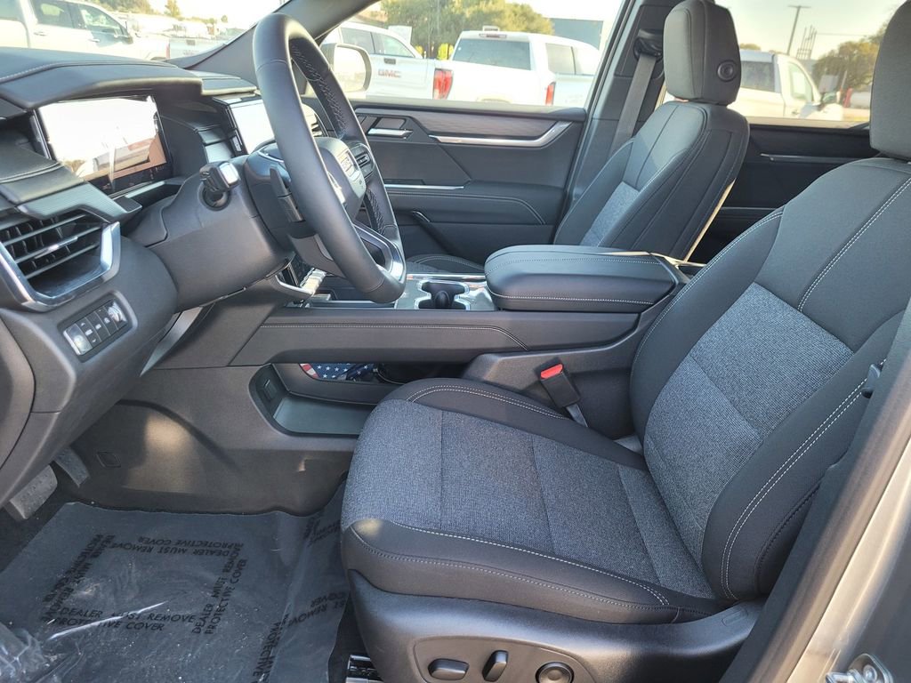 New 2026 GMC Acadia Elevation w/ Black Edition AWD/4WD image 13