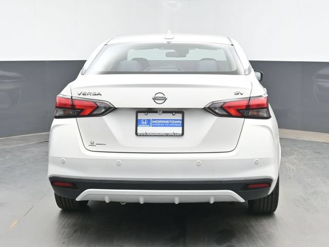 Used 2020 Nissan Versa SV FWD image 9