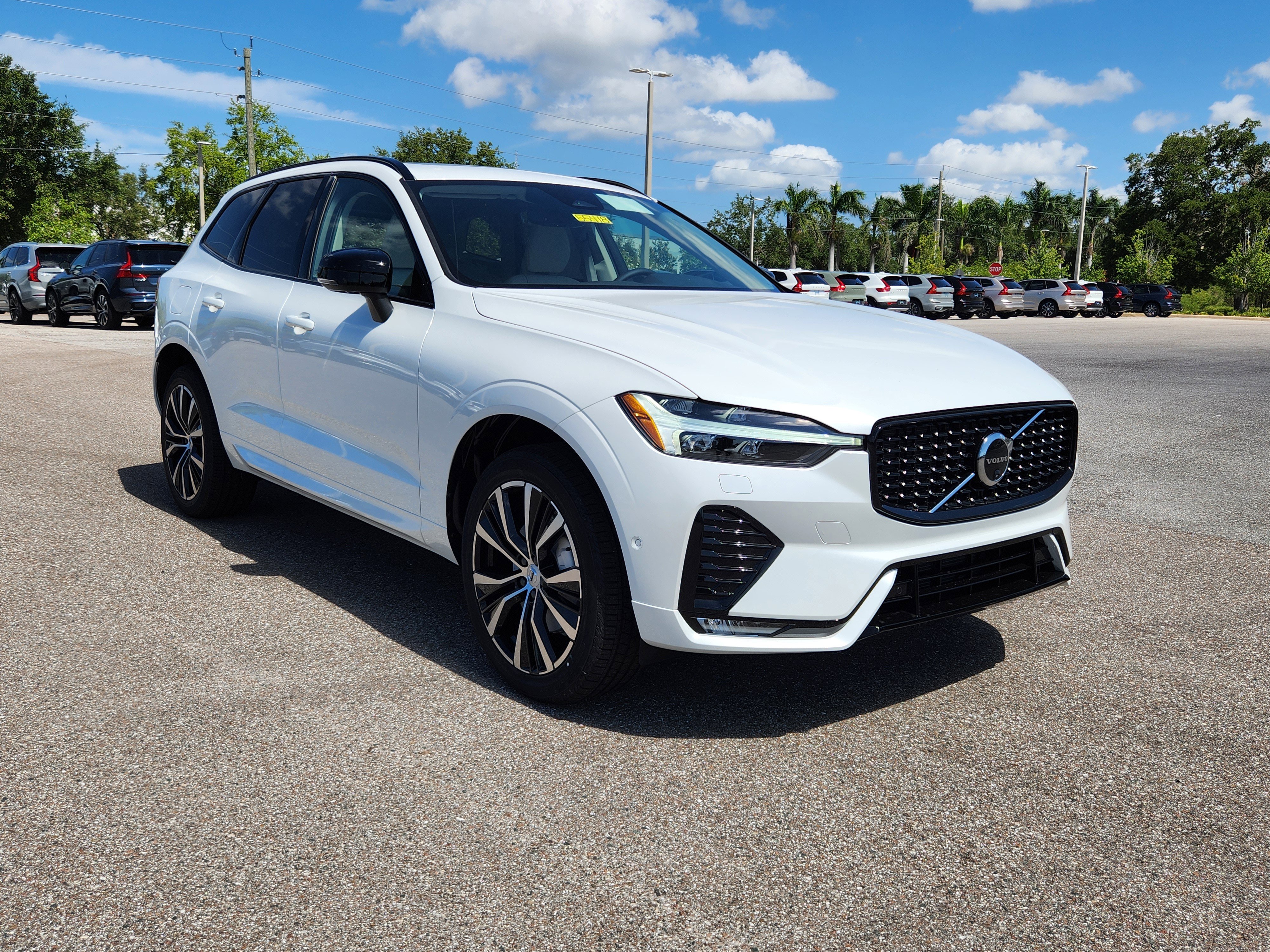 New 2025 Volvo XC60 B5 Plus w/ Climate Package