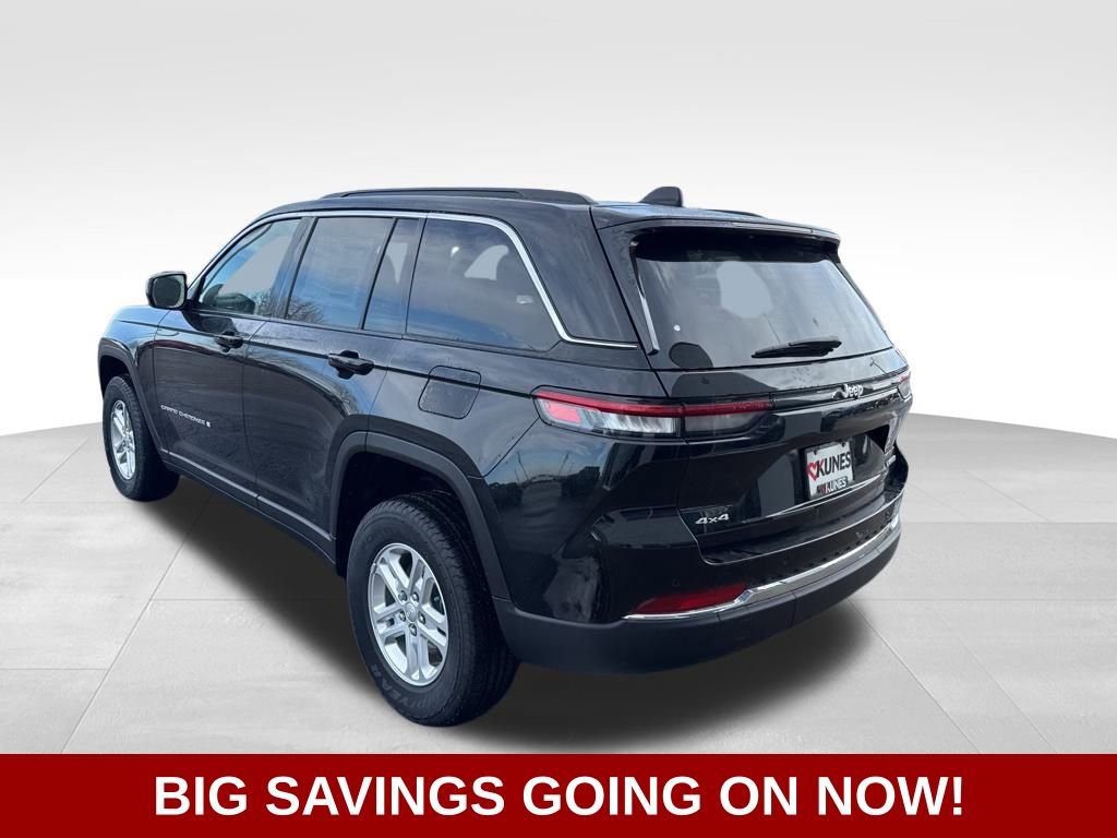 New 2025 Jeep Grand Cherokee Laredo AWD/4WD image 7