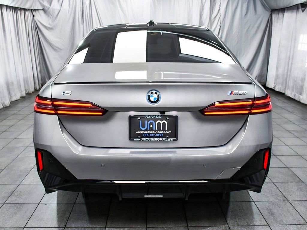 Used 2025 BMW i5 M60 w/ Executive Package image 5