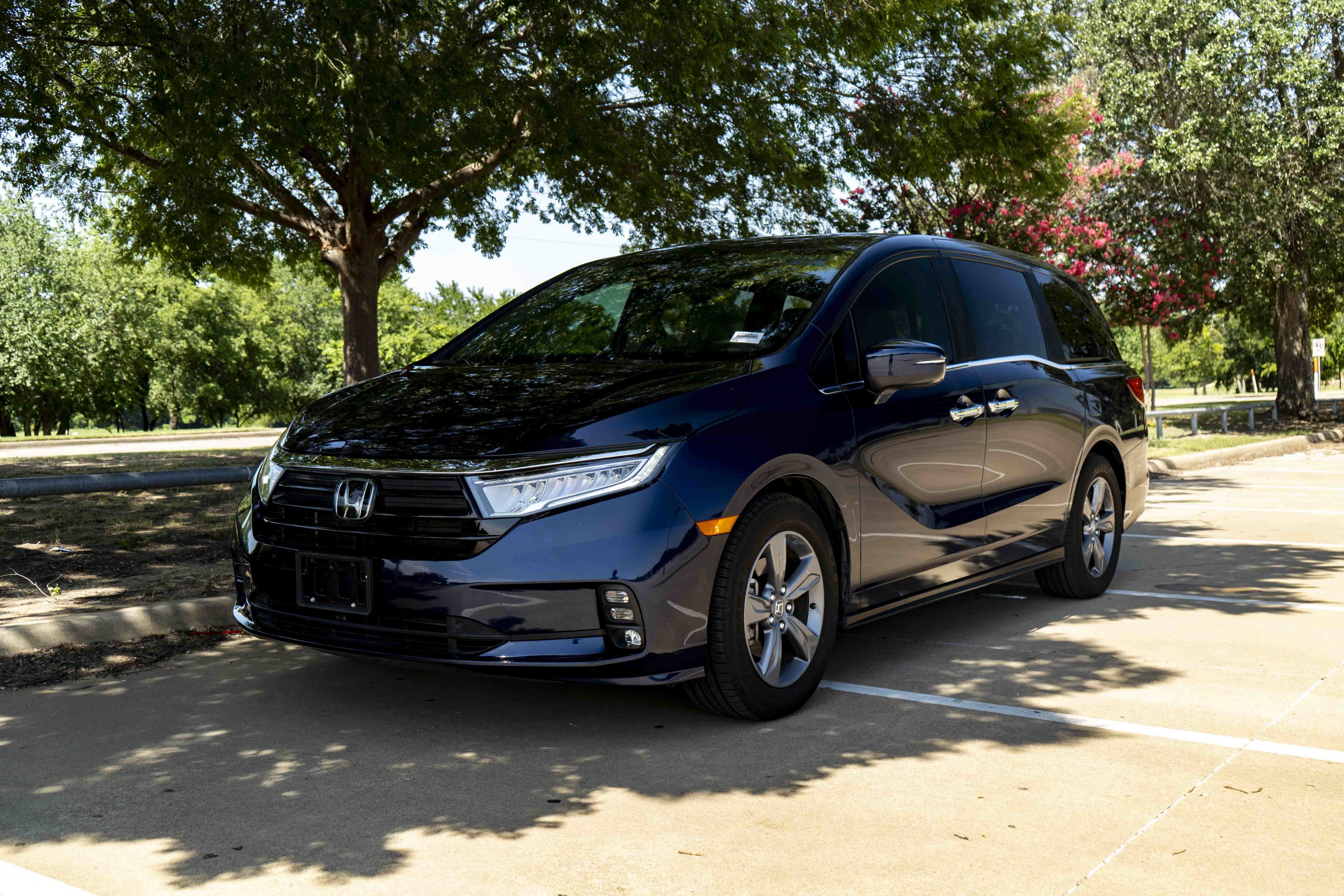 Used 2023 Honda Odyssey EX image 5