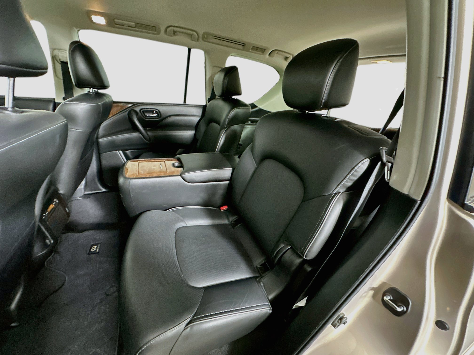 Used 2019 INFINITI QX80 Luxe RWD image 29