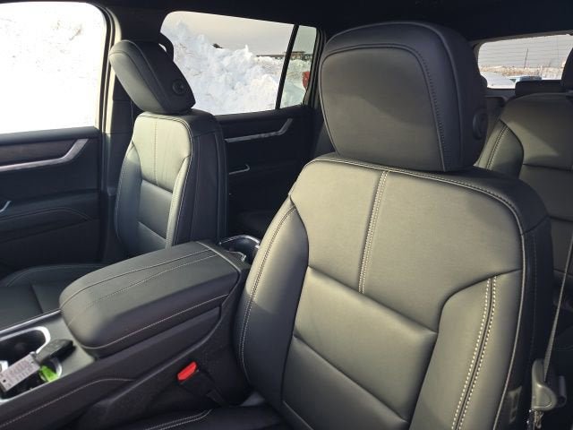 New 2026 GMC Acadia Elevation w/ Black Edition AWD/4WD image 12