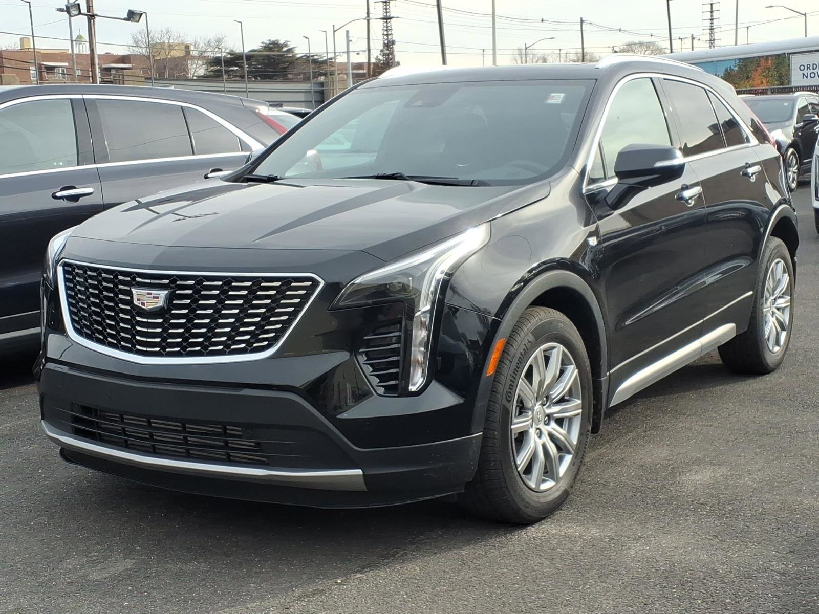 Certified 2023 Cadillac XT4 Premium Luxury w/ Technology Package image 1