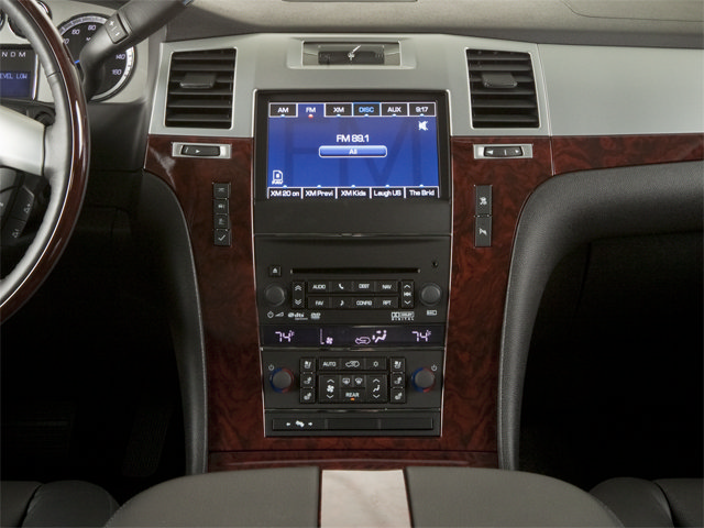 Used 2012 Cadillac Escalade AWD image 23