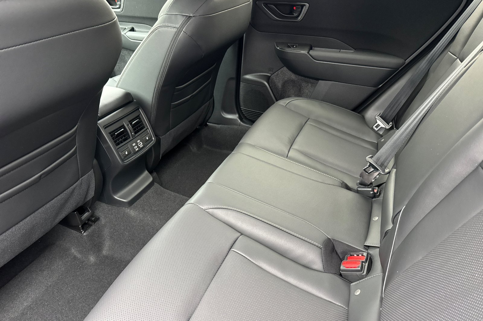 New 2026 Subaru Outback Limited XT w/ Premium/Limited Plus Package AWD/4WD image 12