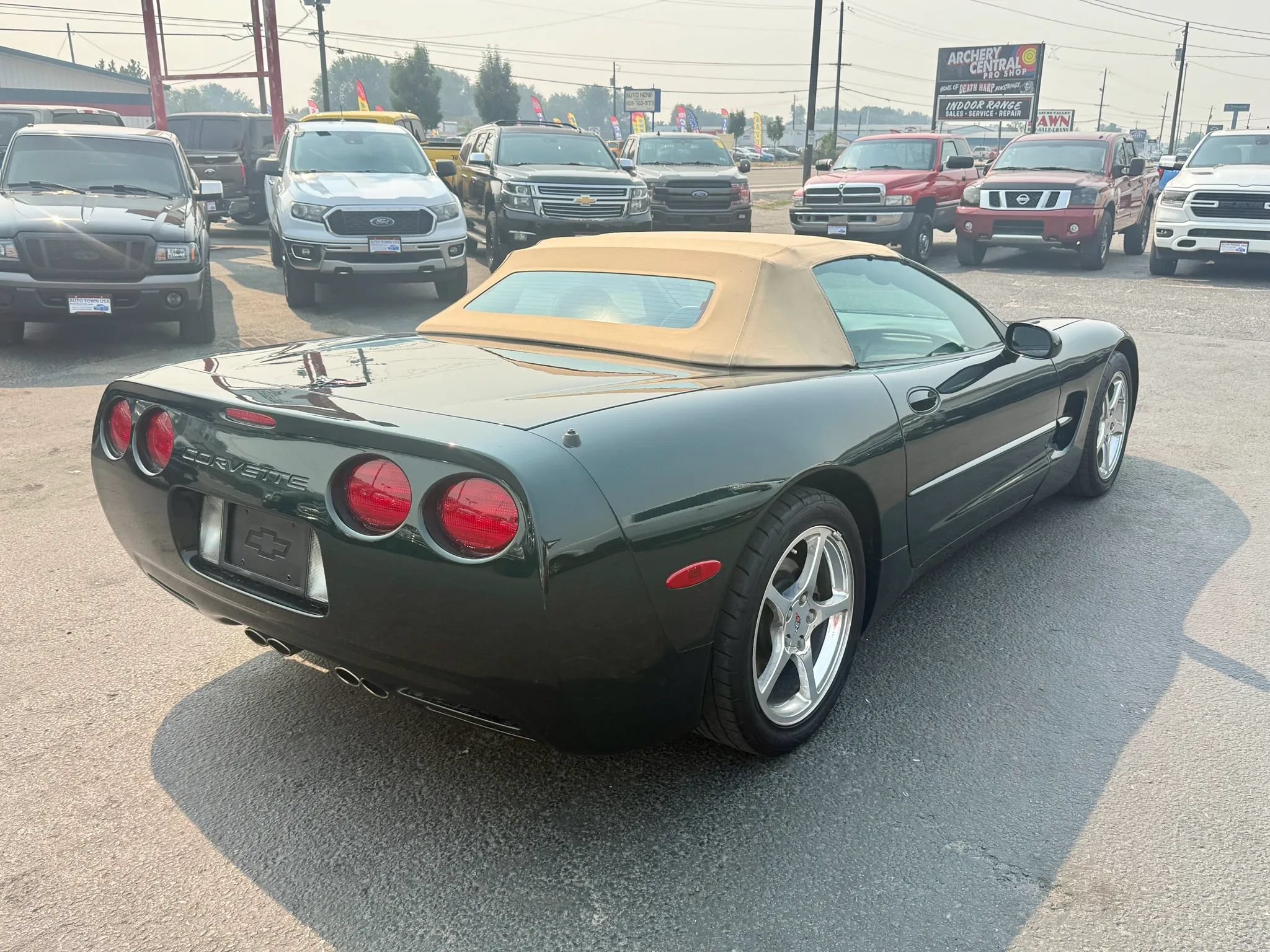 Used 2000 Chevrolet Corvette Coupe RWD image 5