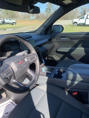 Used 2024 GMC Acadia AT4 image 16