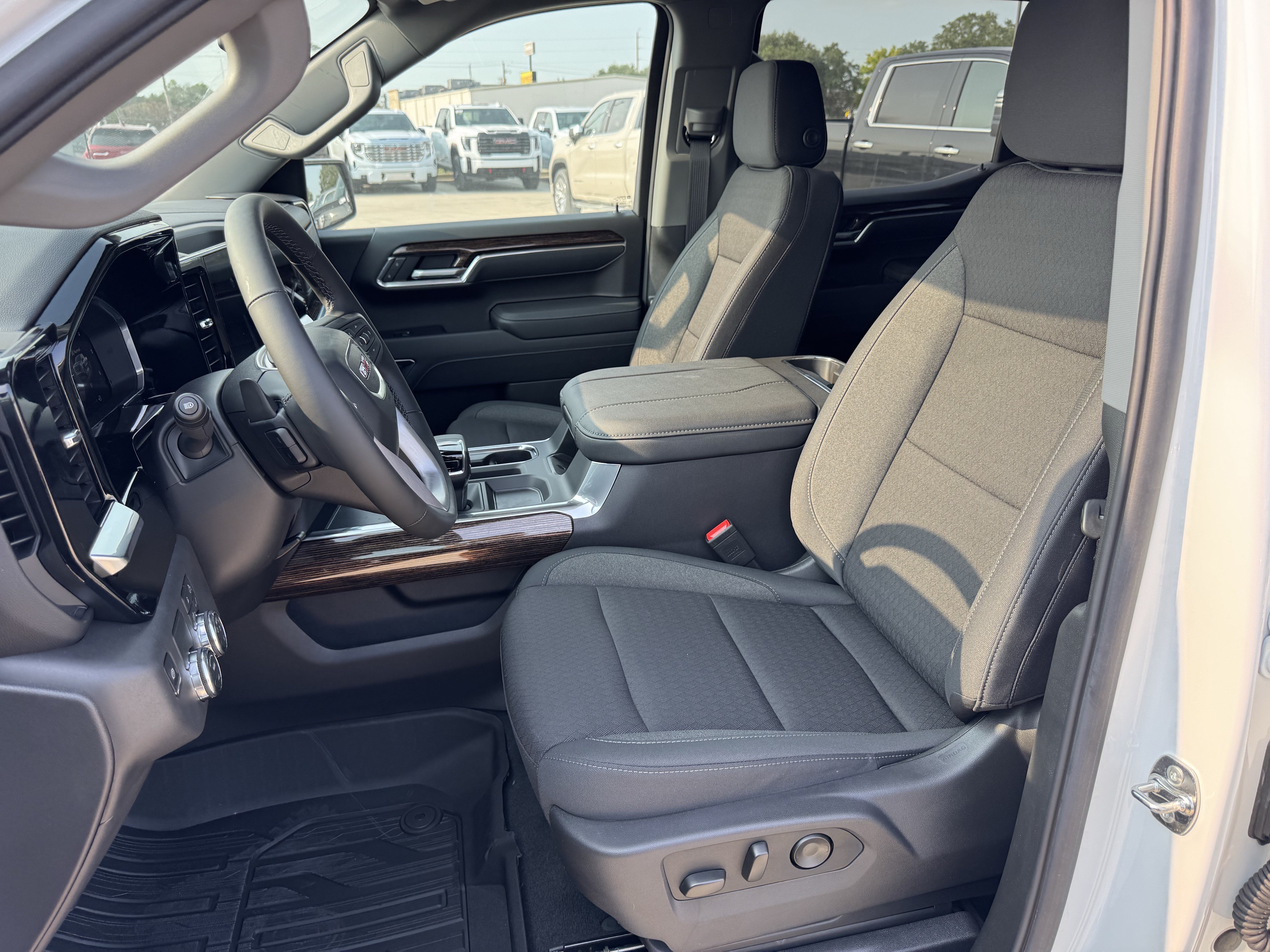 New 2026 GMC Sierra 1500 Elevation w/ Preferred Package RWD image 19