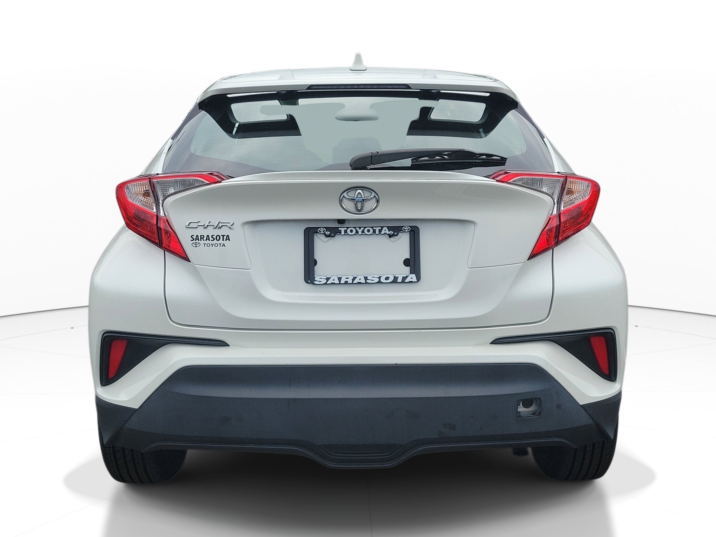 Used 2021 Toyota C-HR LE FWD image 5