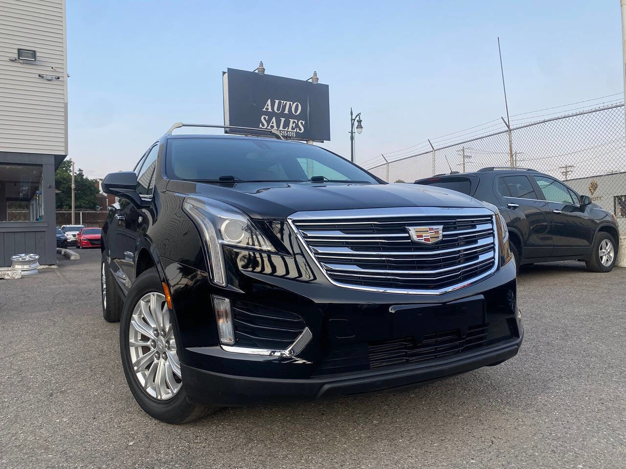 Used 2017 Cadillac XT5 FWD image 5