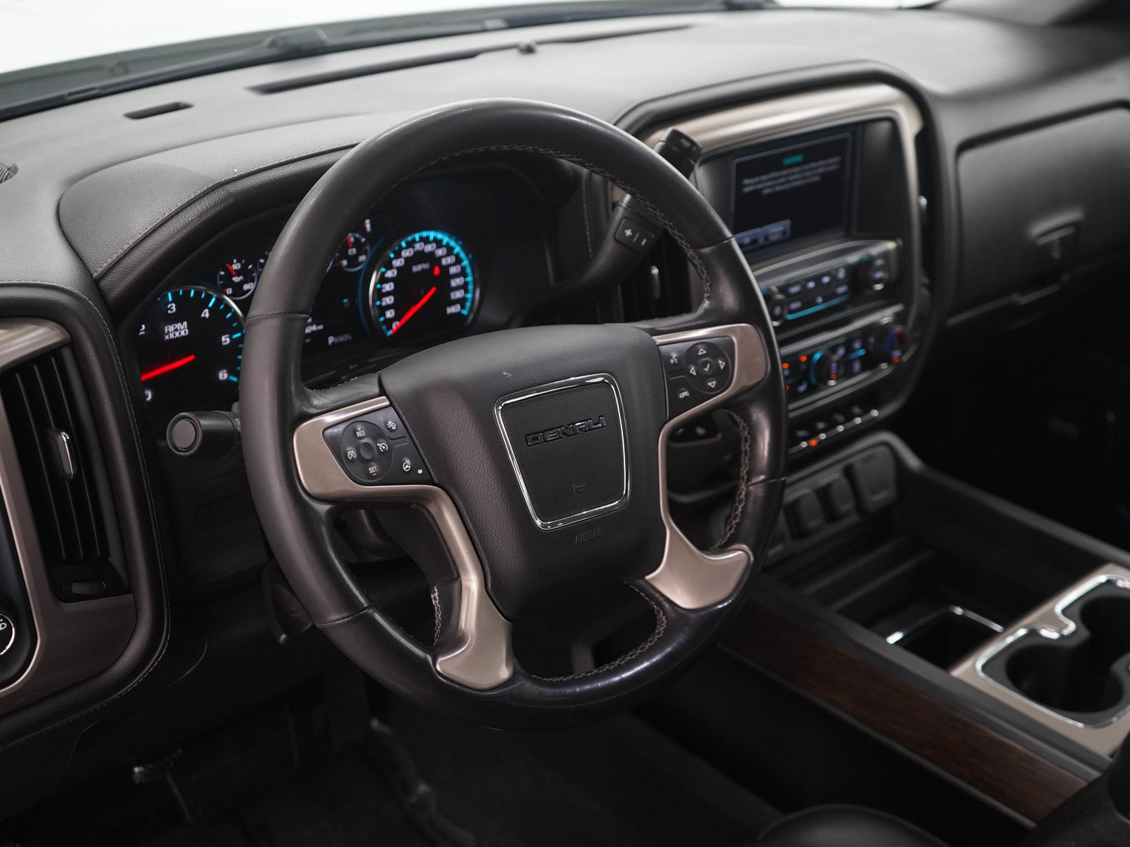 Used 2018 GMC Sierra 1500 Denali w/ Denali Ultimate Package AWD/4WD image 19