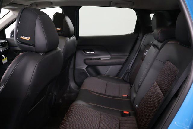 New 2025 Nissan Kicks SR w/ SR Premium Package image 25