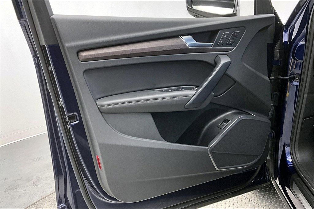 Used 2021 Audi Q5 2.0T Premium Plus image 18