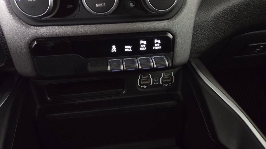 Used 2020 RAM 1500 Big Horn image 24