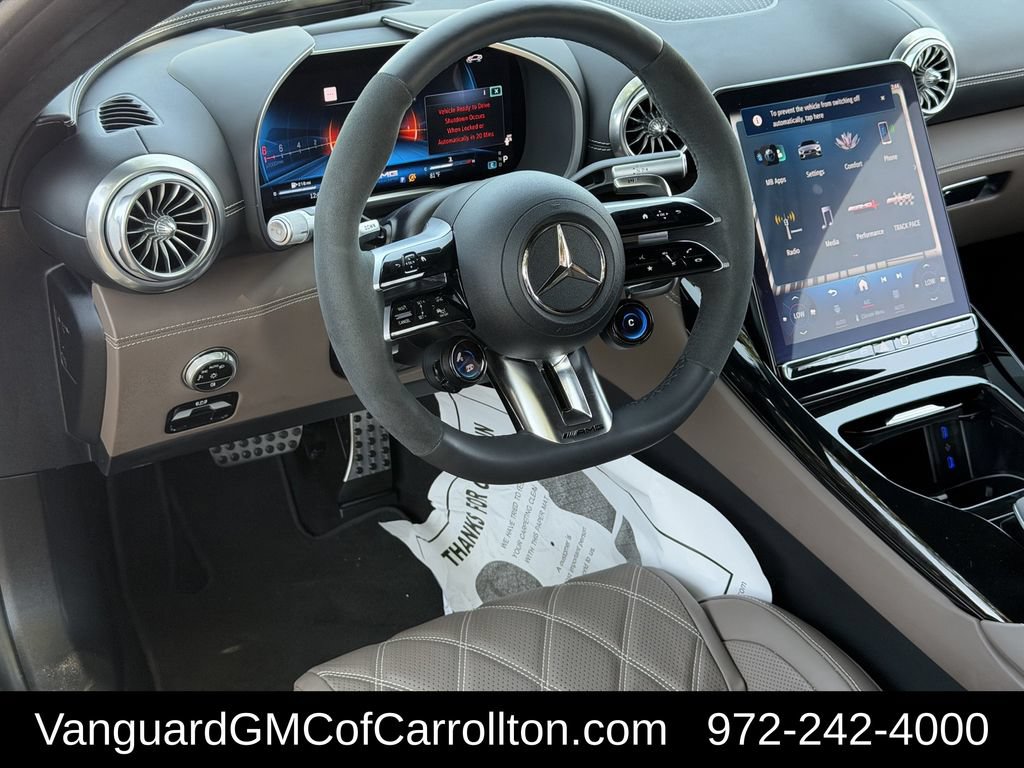 Used 2025 Mercedes-Benz SL 63 AMG 4MATIC w/ AMG Aerodynamics Package image 14