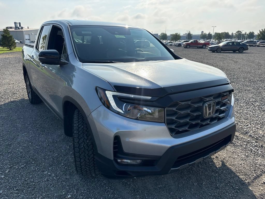 Used 2025 Honda Ridgeline TrailSport image 13
