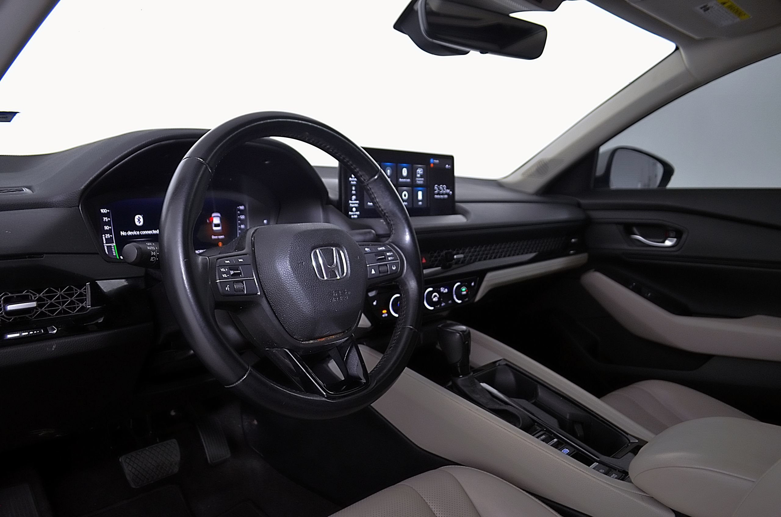 Used 2023 Honda Accord EX-L image 24