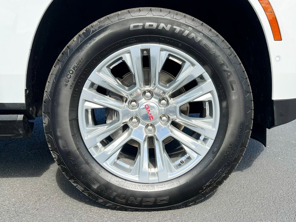 Used 2025 GMC Yukon XL Denali image 19