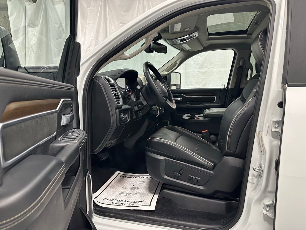 Used 2024 RAM 3500 Laramie image 10