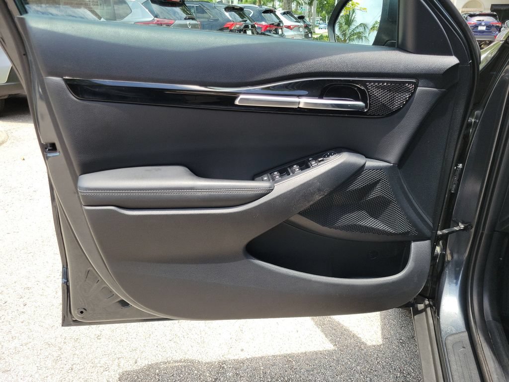 Certified 2024 Kia Seltos EX FWD image 17