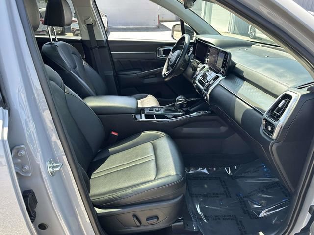 Used 2023 Kia Sorento SX AWD/4WD image 21