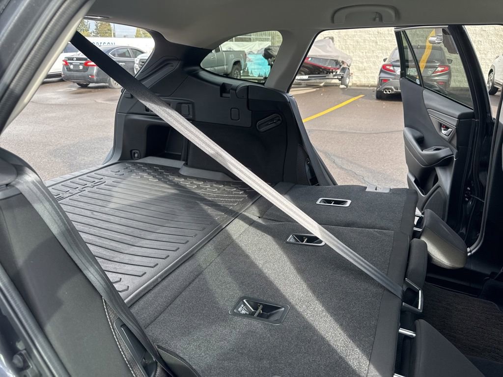 Used 2025 Subaru Outback Premium image 19
