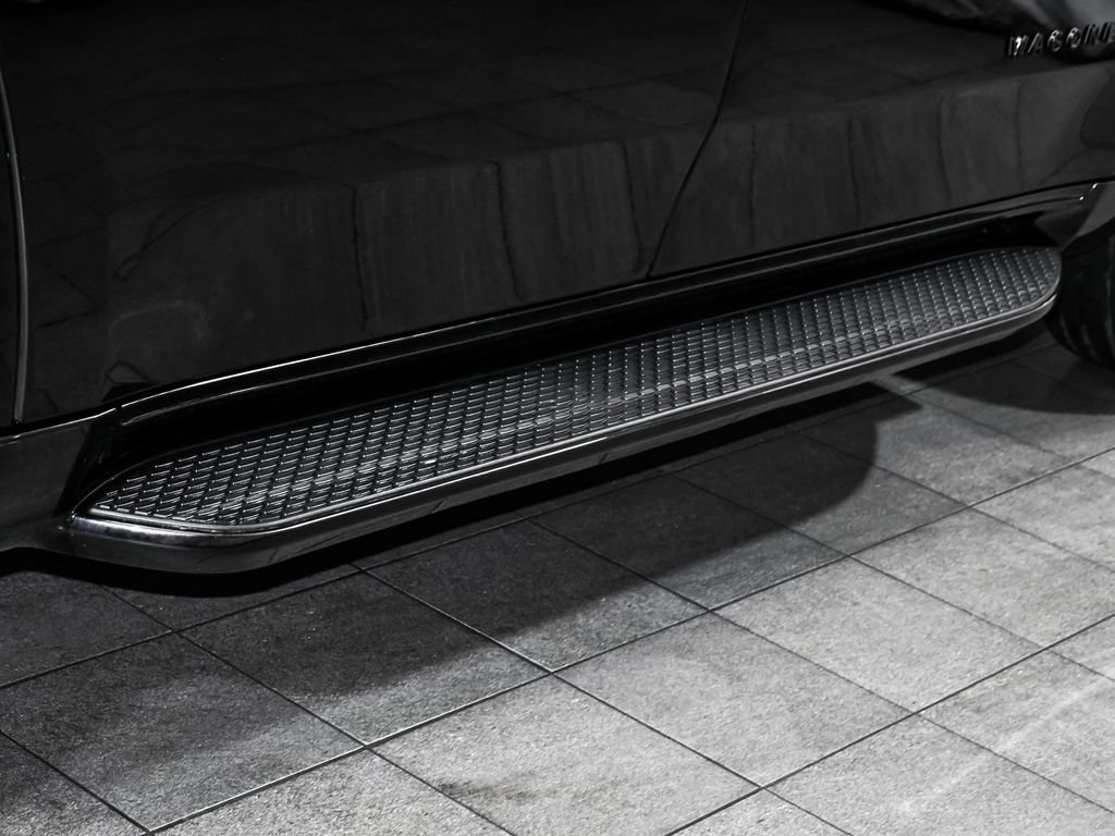 Used 2023 Jeep Wagoneer Series II w/ Convenience Group I AWD/4WD image 87