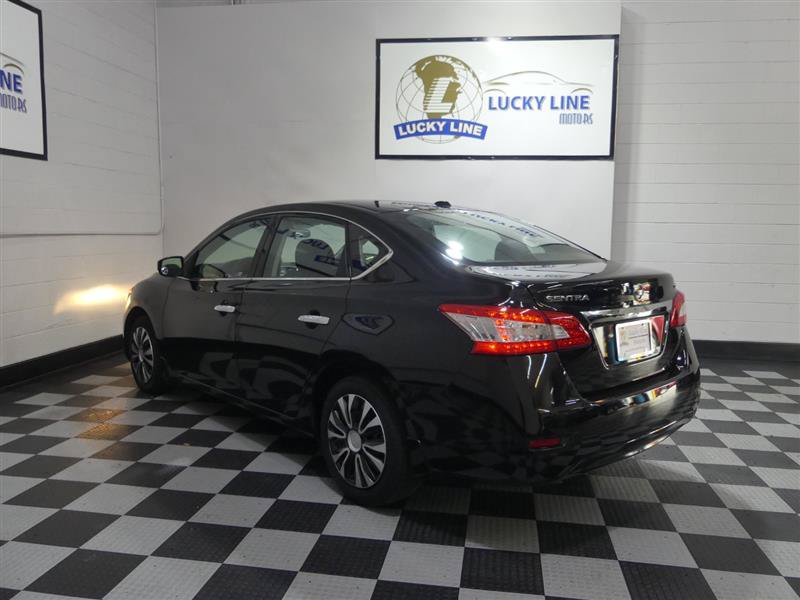 Used 2015 Nissan Sentra SV FWD image 11