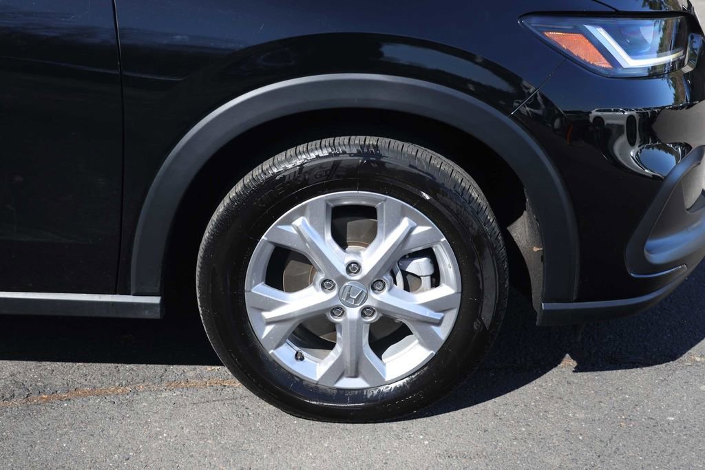 Used 2024 Honda HR-V LX image 9
