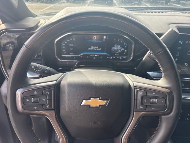 Used 2024 Chevrolet Silverado 2500 High Country image 13