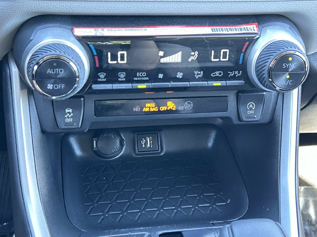 Used 2025 Toyota RAV4 XLE w/ Convenience Package FWD image 40