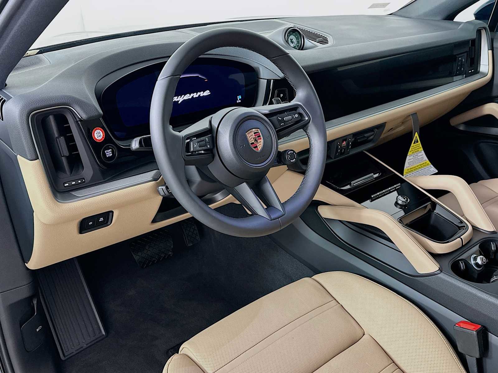 New 2026 Porsche Cayenne Coupe image 4