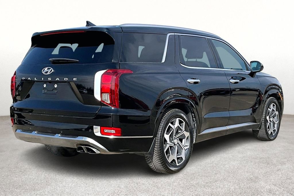 Used 2022 Hyundai Palisade Calligraphy w/ Cargo Package image 2