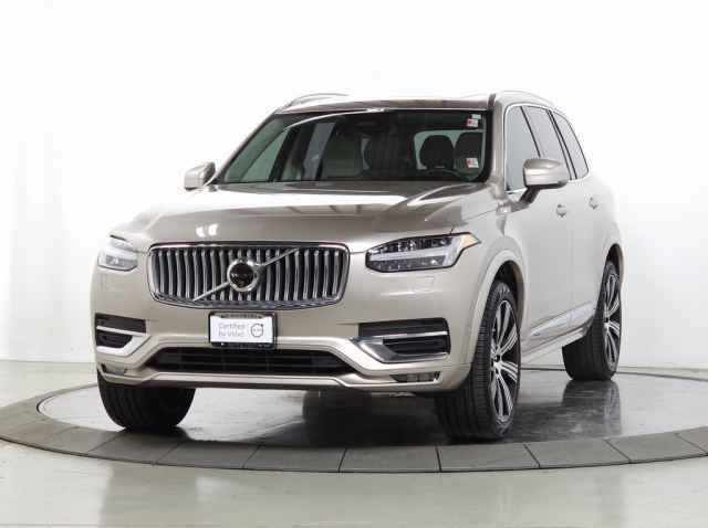 Certified 2024 Volvo XC90 B6 Ultimate w/ Protection Package Premier image 4