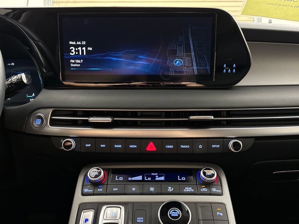 Used 2025 Hyundai Palisade SEL FWD image 18