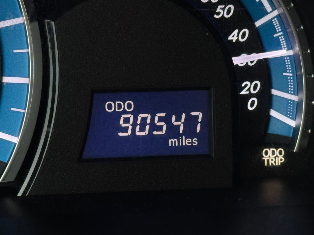 Used 2013 Toyota Camry XLE w/ Leather Pkg image 32