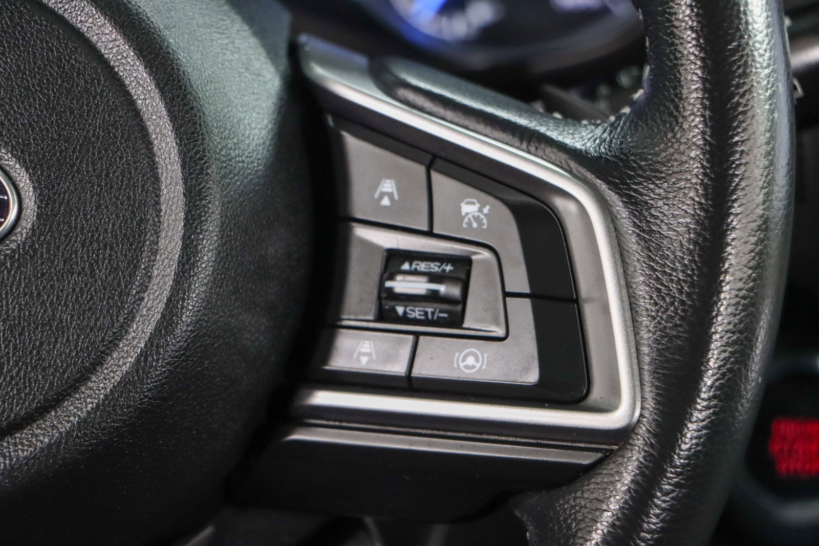 Used 2022 Subaru Ascent Limited w/ Technology Package image 14