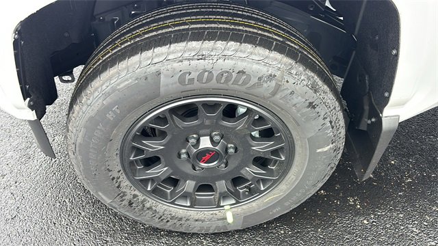 New 2025 Toyota Tacoma SR5 image 33