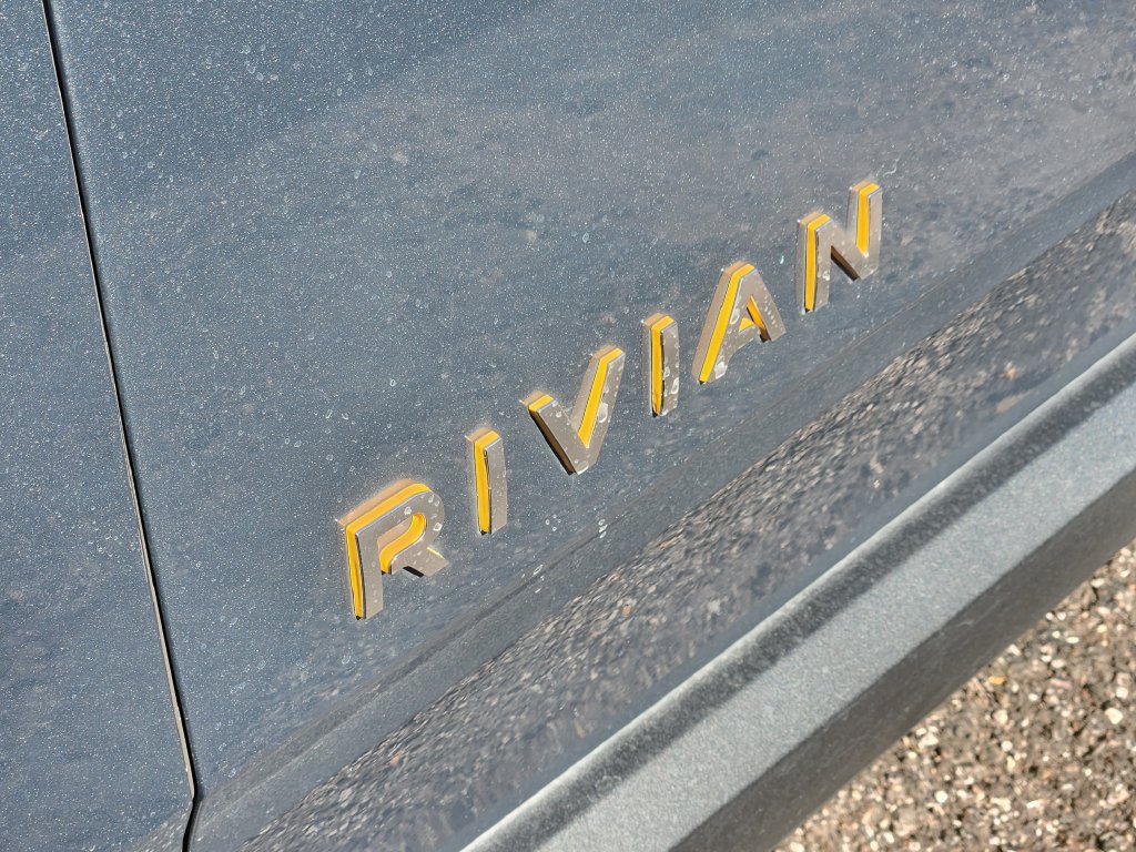 Used 2022 Rivian R1S Launch Edition Quad AWD/4WD image 8