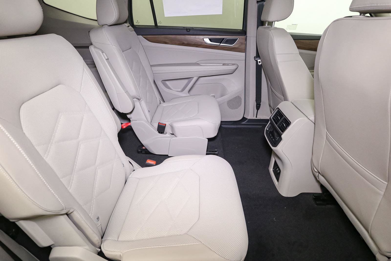 New 2026 Volkswagen Atlas SE AWD/4WD image 17
