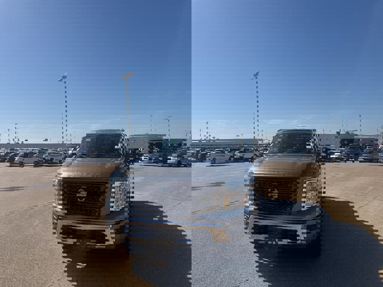 Certified 2024 Nissan Titan SV w/ SV Convenience Package image 6