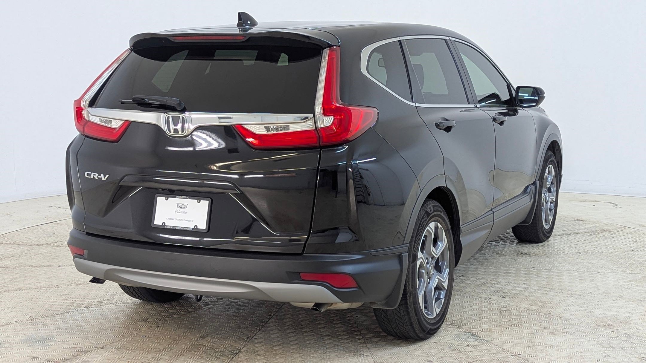 Used 2017 Honda CR-V EX-L image 9