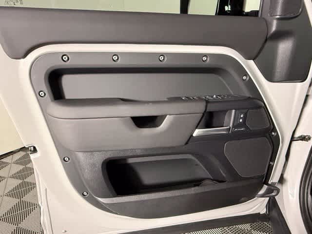New 2026 Land Rover Defender 110 S AWD/4WD image 20