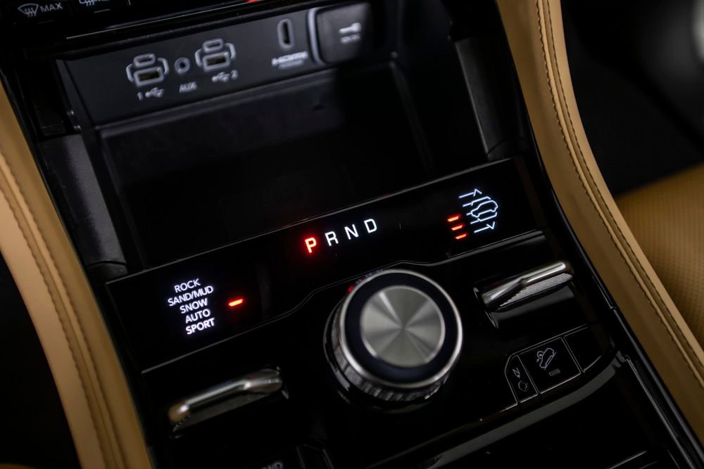 Used 2025 Jeep Grand Cherokee L Summit AWD/4WD image 35