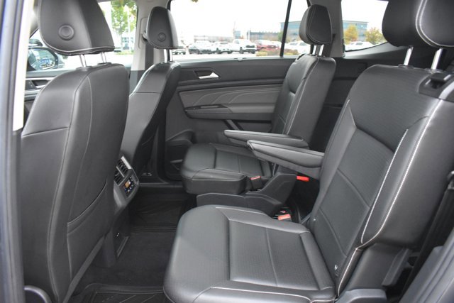 Used 2023 Volkswagen Atlas SE image 15