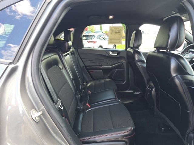 Used 2025 Ford Escape ST-Line AWD/4WD image 17
